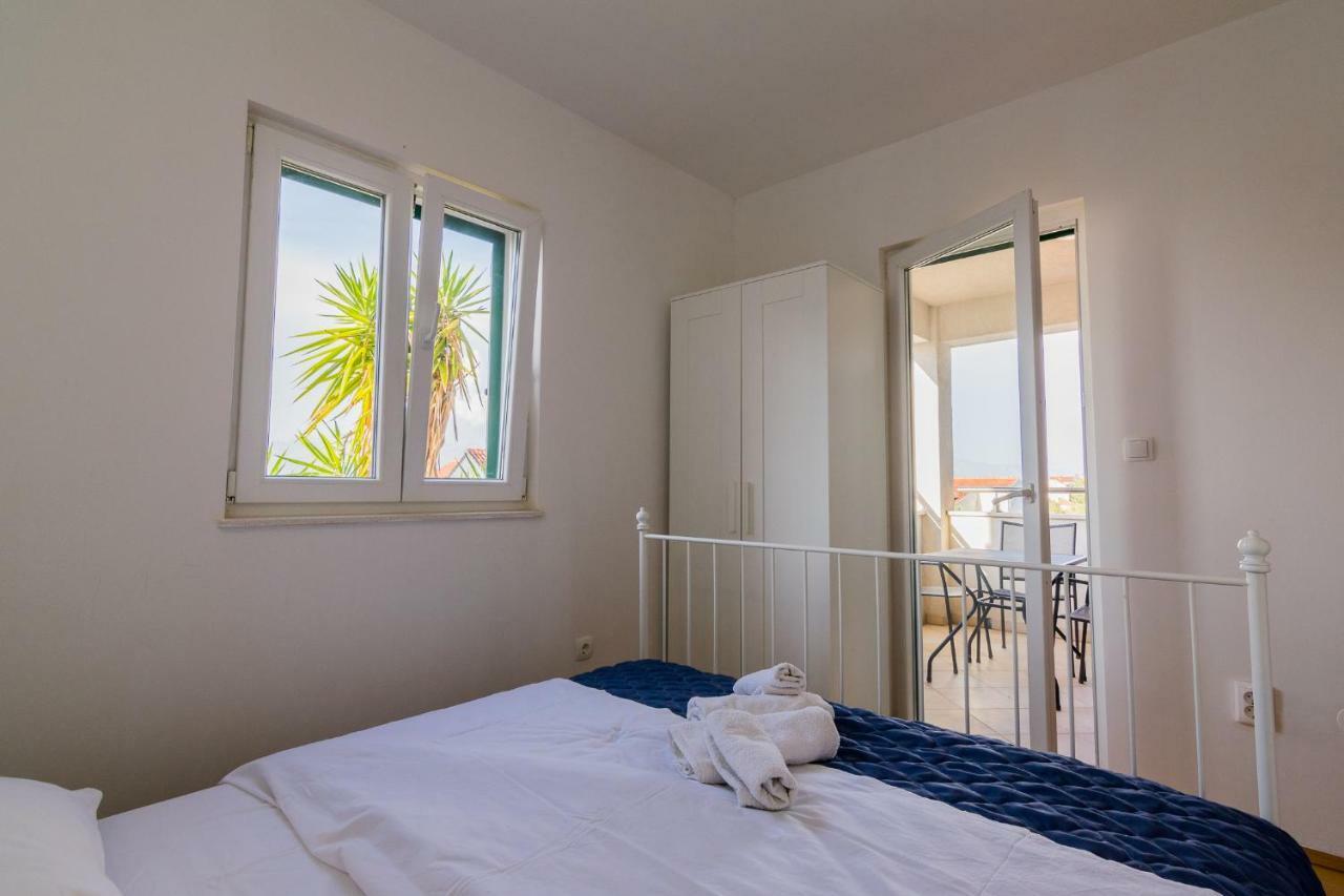 Apartman Emil Supetar Ngoại thất bức ảnh