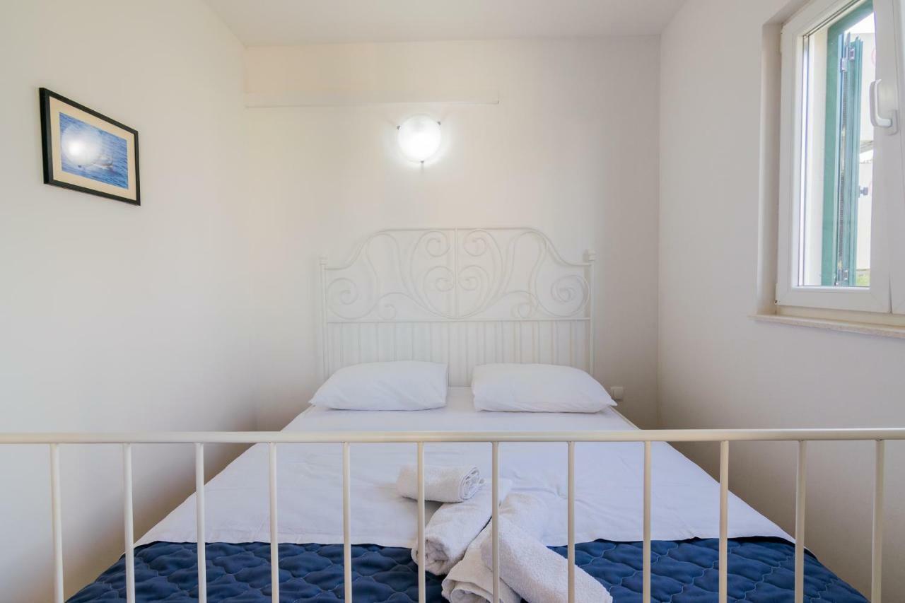 Apartman Emil Supetar Ngoại thất bức ảnh