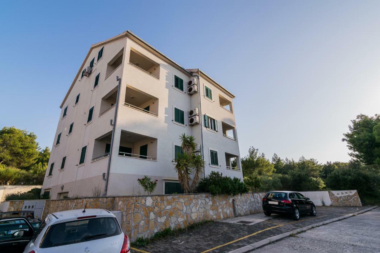 Apartman Emil Supetar Ngoại thất bức ảnh