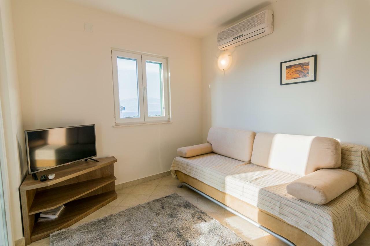 Apartman Emil Supetar Ngoại thất bức ảnh